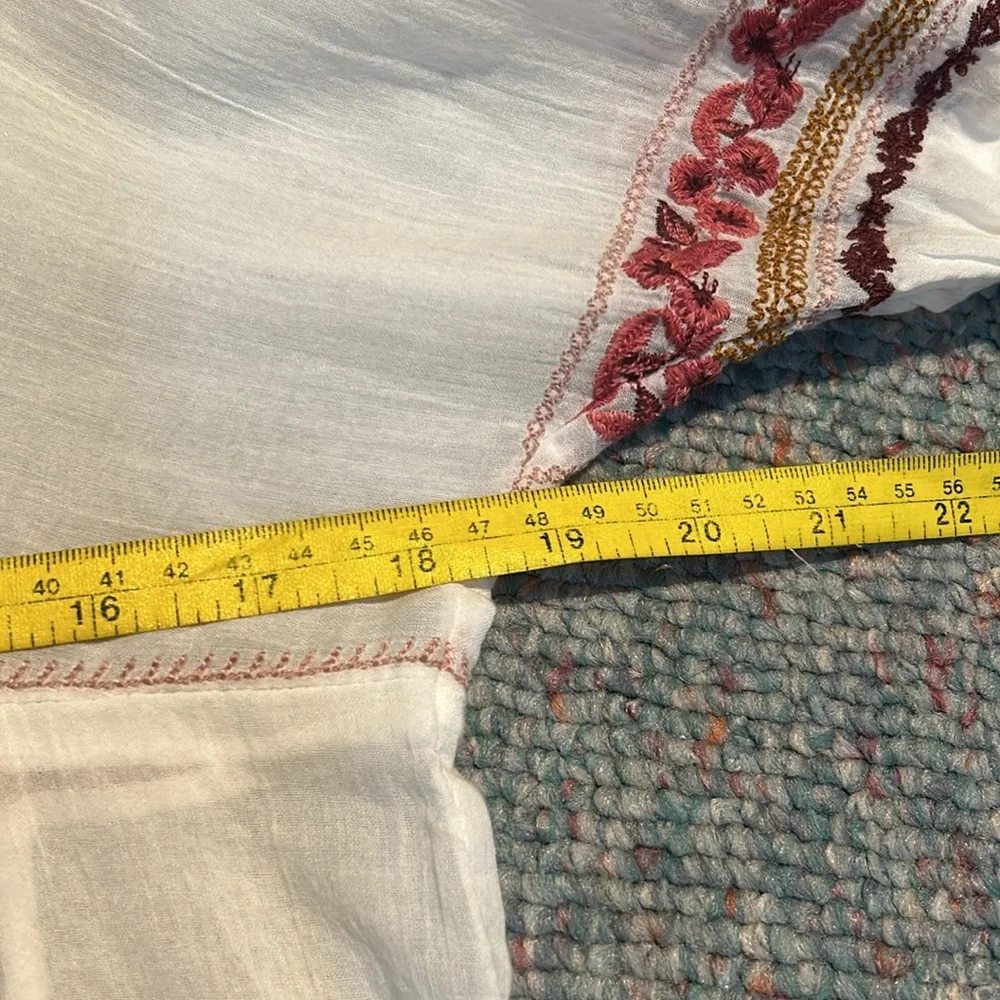 NWT Embroidered White Blouse From Anthropologie size XSmall - Picture 7 of 12